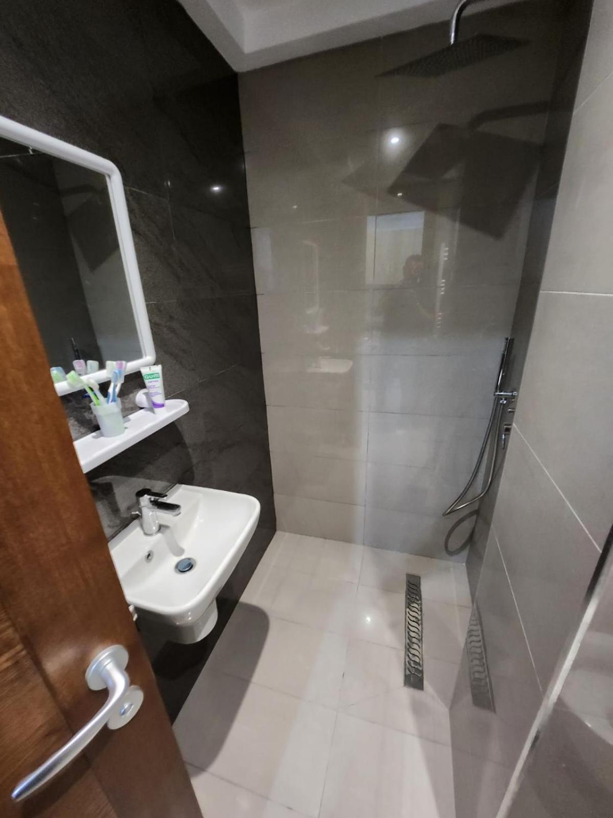 Elegant S1 Meuble Garde A Ariana -Tunis Apartment Ngoại thất bức ảnh