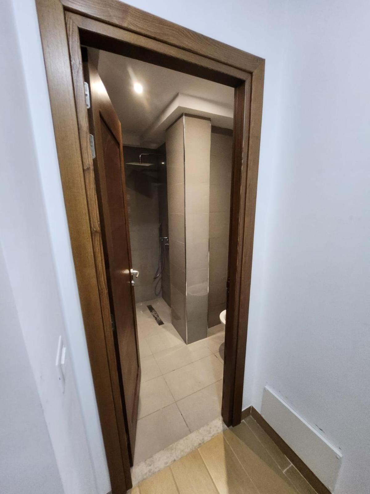 Elegant S1 Meuble Garde A Ariana -Tunis Apartment Ngoại thất bức ảnh